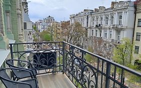Summit Apartments